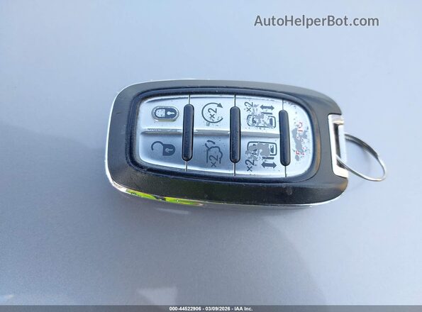 2C4RC1DG6LR145193 2020 CHRYSLER VOYAGER Черный Вид панели приборов