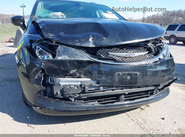 2C4RC1DG6LR145193 2020 CHRYSLER VOYAGER Черный Вид спереди