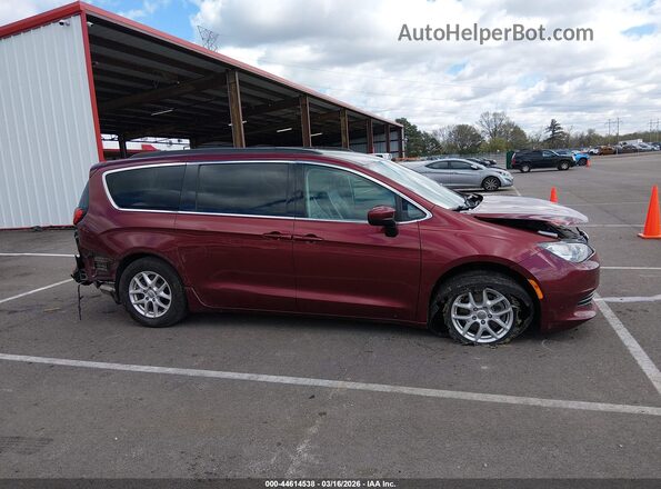 2C4RC1DGXLR144712 2020 CHRYSLER VOYAGER Темно-бордовый Вид задней части салона