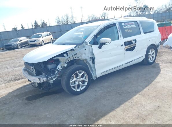 2C4RC1EG1LR138229 2020 CHRYSLER PACIFICA White Передня ліва чверть