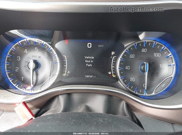 2C4RC1EG2KR634655 2019 CHRYSLER PACIFICA Black Vista de los asientos traseros