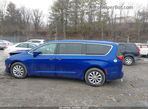 2C4RC1FG1JR257023 2018 CHRYSLER PACIFICA Синий Панорамный вид салона 360°