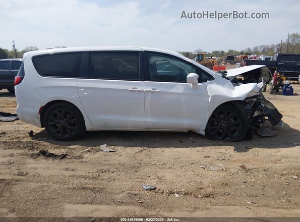 2C4RC1FG1LR150136 2020 CHRYSLER PACIFICA Белый Панорамный вид салона 360°