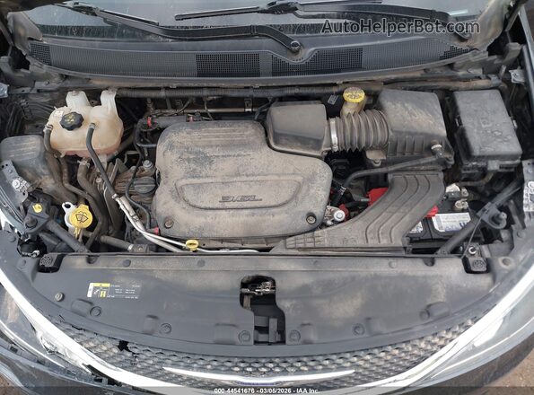 2C4RC1FG1LR211727 2020 CHRYSLER PACIFICA Dark Brown Вид сзади