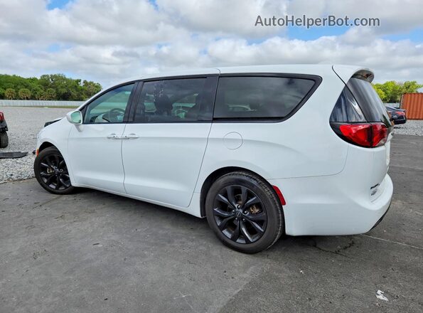 2C4RC1FG7KR638666 2019 CHRYSLER PACIFICA White Trasero izquierdo