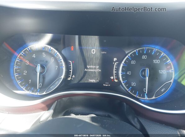 2C4RC1GG0JR117852 2018 CHRYSLER PACIFICA Black Widok tylnych siedzeń