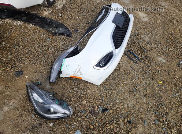 2C4RC1GG1KR731052 2019 CHRYSLER PACIFICA Белый Вид наклейки с VIN-кодом