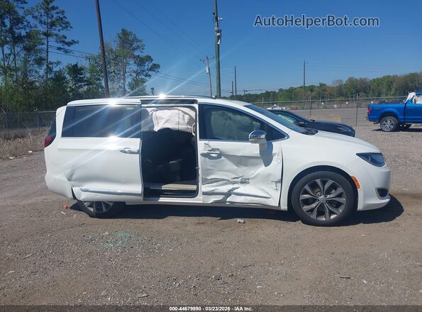 2C4RC1GG4LR238418 2020 CHRYSLER PACIFICA Белый Вид задней части салона
