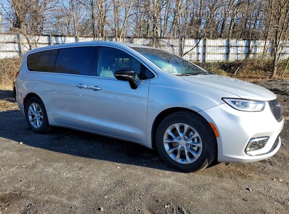 2C4RC1GG5TR179587 2026 CHRYSLER PACIFICA Silver Przód prawy