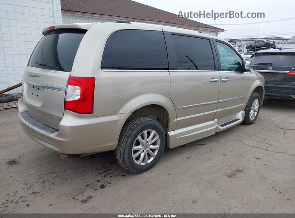 2C4RC1GG6GR158222 2016 CHRYSLER TOWN & COUNTRY Желто-коричневый Задняя правая четверть
