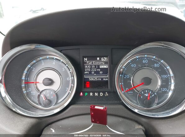 2C4RC1GG6GR158222 2016 CHRYSLER TOWN & COUNTRY Желто-коричневый Вид задних сидений