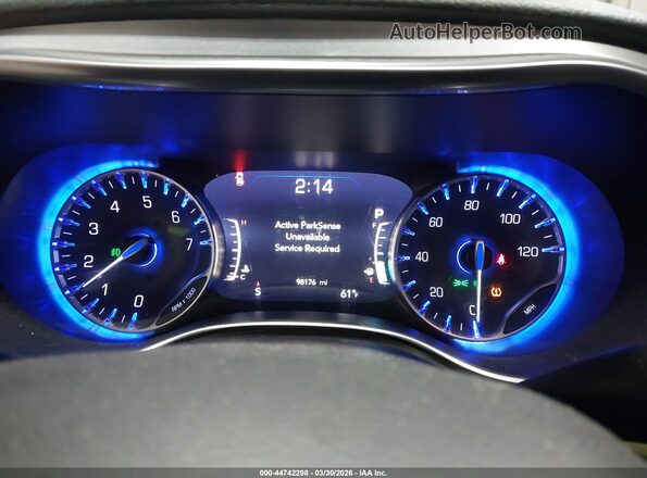 2C4RC1GG7JR350692 2018 CHRYSLER PACIFICA Синий Вид задних сидений
