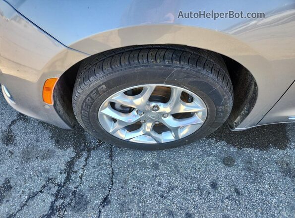 2C4RC1GG8KR508281 2019 CHRYSLER PACIFICA Silver 