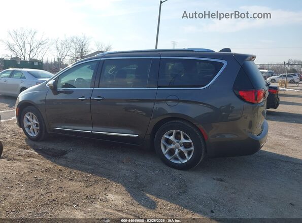 2C4RC1GG8LR108481 2020 CHRYSLER PACIFICA Gray 360 interior view