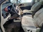2020 Chrysler Pacifica Limited Серебряный vin: 2C4RC1GGXLR144219