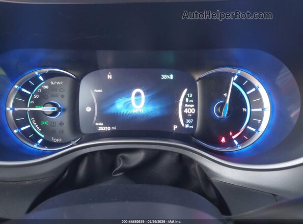 2C4RC1H70JR332968 2018 CHRYSLER PACIFICA Серебряный Вид задних сидений
