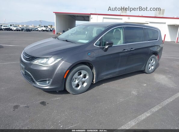2C4RC1H79HR765084 2017 CHRYSLER PACIFICA Серый Передняя левая четверть