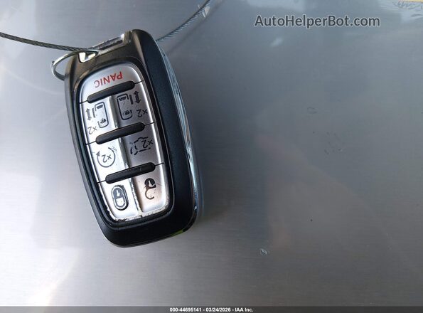 2C4RC1L70NR124294 2022 CHRYSLER PACIFICA Серый Вид панели приборов