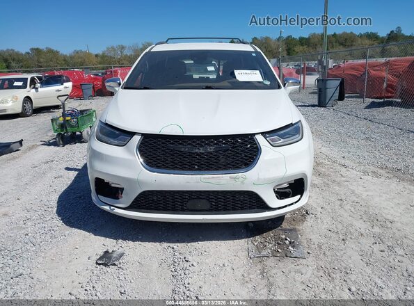 2C4RC1S7XMR572994 2021 CHRYSLER PACIFICA White Widok wnętrza z tyłu