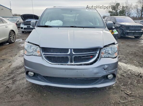 2C4RDGCG1HR853070 2017 DODGE GRAND Серебряный Вид спереди