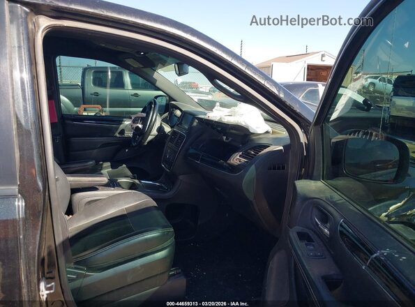 2C4RDGCG3HR646485 2017 DODGE GRAND CARAVAN Черный Вид салона спереди