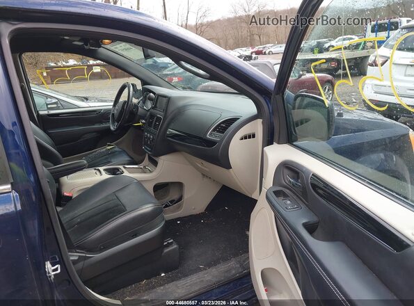 2C4RDGCG7HR730812 2017 DODGE GRAND CARAVAN Navy Вид салона спереди