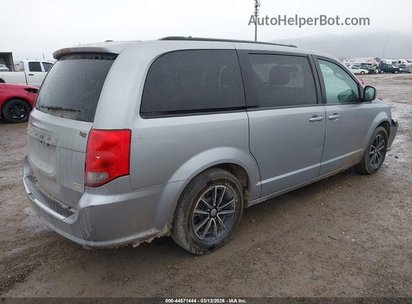 2C4RDGEG0JR199908 2018 DODGE GRAND CARAVAN Серебряный Задняя правая четверть