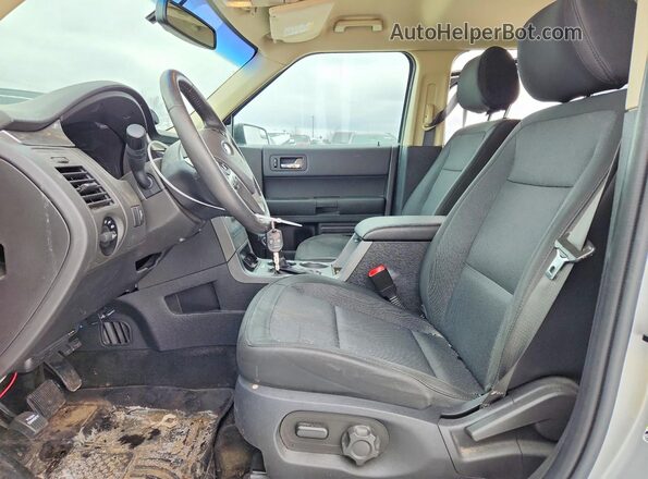 2FMGK5B89GBA22530 2016 FORD FLEX Серебряный Вид салона спереди