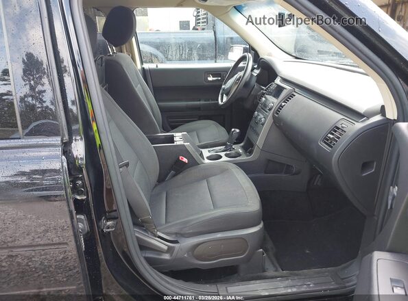 2FMGK5B89HBA03459 2017 FORD FLEX Черный Вид салона спереди