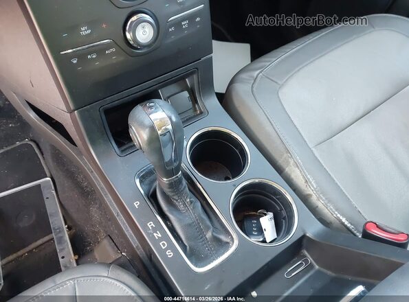 2FMGK5C82KBA36924 2019 FORD FLEX Red Widok deski rozdzielczej