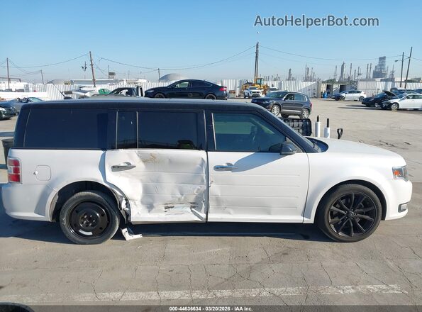 2FMGK5C84GBA24118 2016 FORD FLEX Белый Вид задней части салона