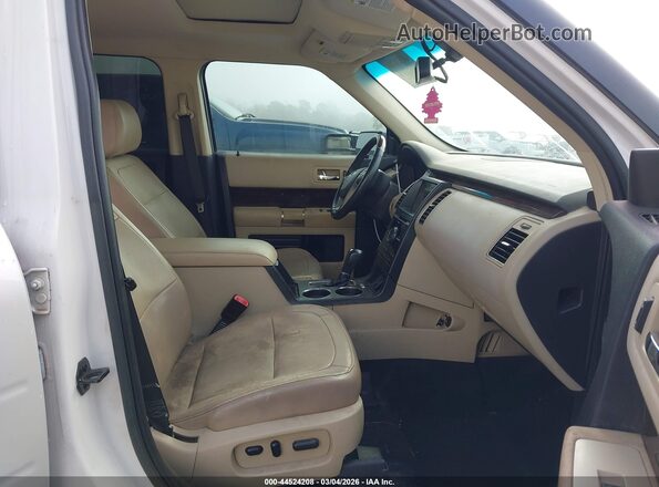 2FMGK5D81GBA09719 2016 FORD FLEX Белый Вид салона спереди