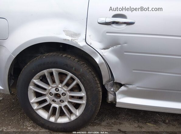 2FMHK6C81HBA09572 2017 FORD FLEX Серебряный Вид спереди