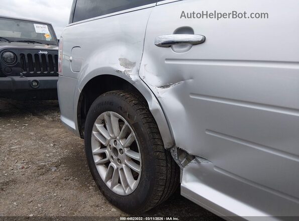 2FMHK6C81HBA09572 2017 FORD FLEX Серебряный 