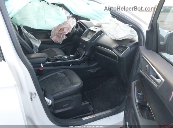 2FMPK3J91LBB18547 2020 FORD EDGE Белый Вид салона спереди
