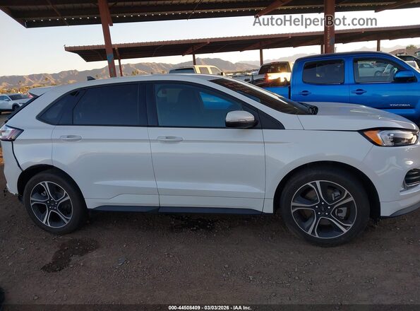 2FMPK4AP7RBA22810 2024 FORD EDGE Белый Вид задней части салона