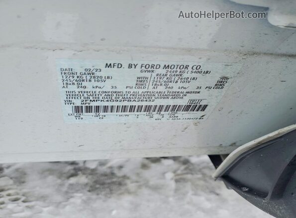 2FMPK4G92PBA26432 2023 FORD EDGE White VIN կոդի պիտակի տեսք