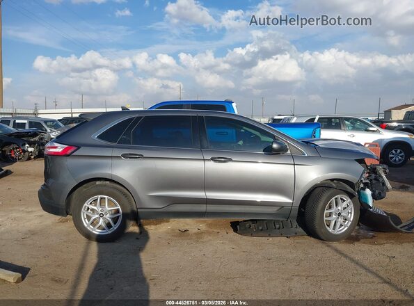 2FMPK4J9XRBA44012 2024 FORD EDGE Gray Vista interior trasera