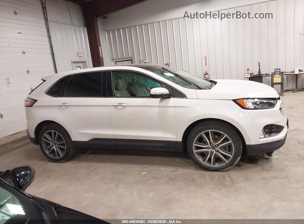 2FMPK4K91KBC00376 2019 FORD EDGE White Widok wnętrza z tyłu