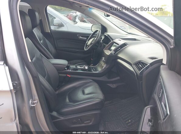 2FMPK4K96LBA72296 2020 FORD EDGE Silver Widok wnętrza z przodu