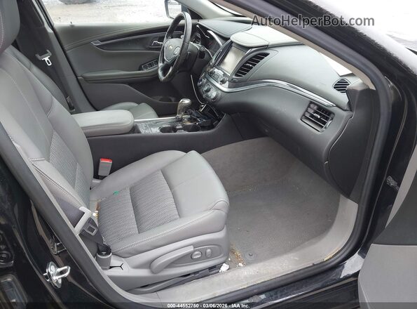 2G1105S39J9104088 2018 CHEVROLET IMPALA Черный Вид салона спереди