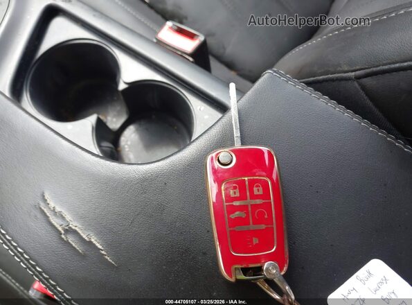 2G4GK5EX4G9164312 2016 BUICK REGAL Красный Вид панели приборов