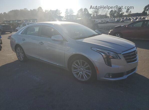 2G61M5S34J9163063 2018 CADILLAC XTS Серебряный Передняя правая четверть