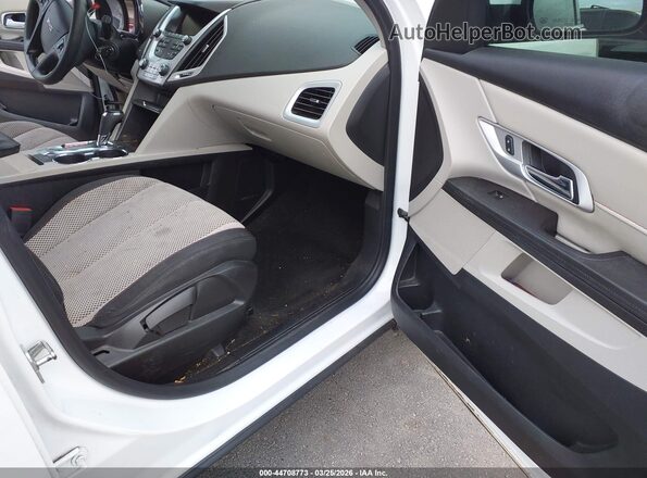 2GKALMEK8H6271067 2017 GMC TERRAIN Белый Вид салона спереди