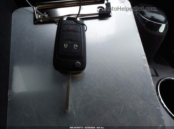 2GKALMEK8H6271067 2017 GMC TERRAIN Белый Вид панели приборов