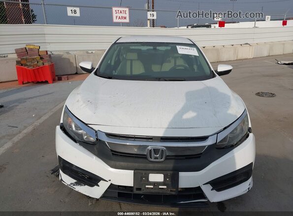 2HGFC2F51JH564271 2018 HONDA CIVIC Белый Вид щитка приборов