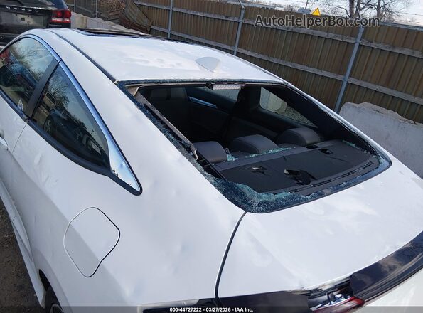 2HGFC3B71GH354789 2016 HONDA CIVIC Белый Вид спереди
