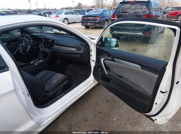 2HGFC3B71GH354789 2016 HONDA CIVIC Белый Вид салона спереди