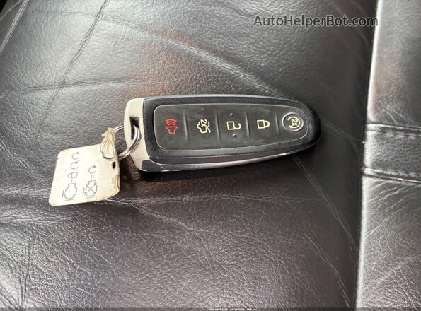 2LJMJ5LT2JBL00380 2018 LINCOLN MKT Черный Вид панели приборов