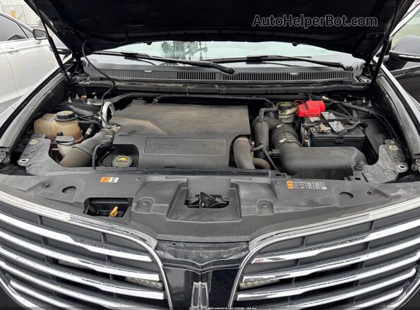 2LJMJ5LT2JBL00380 2018 LINCOLN MKT Черный Вид сзади